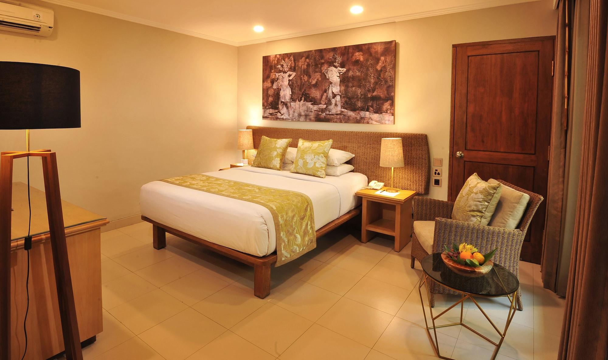 Puri Raja Hotel Legian Exterior foto